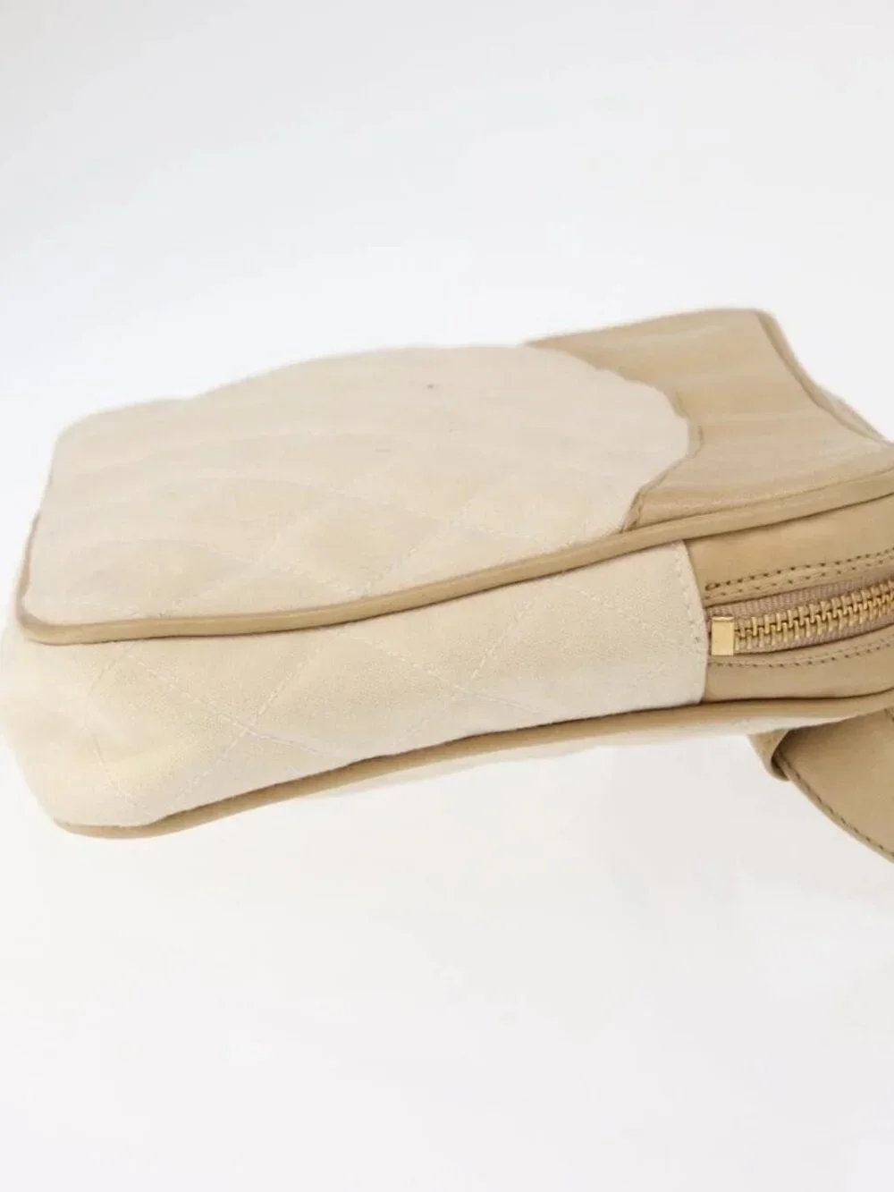 CHANEL Matelasse Waist bag Canvas Beige Gold CC Auth bs32356